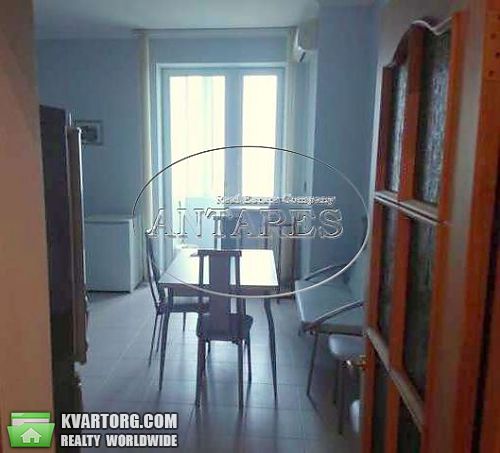 Rent out 2-room apartment. Киев, Щорса — photo 4
