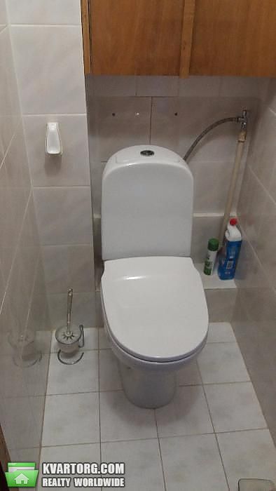 Sell 3-room apartment. Киев,  Миропольская — photo 10