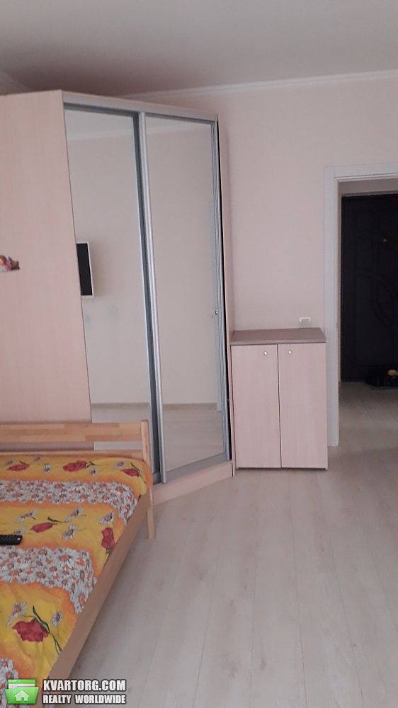 Rent out 1-room apartment. Киев, Академика  Шалимова — photo 3