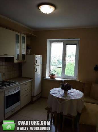 Rent out 3-room apartment. Киев,  Кравченко — photo 1
