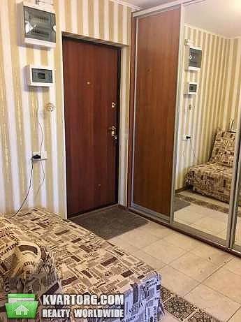 Rent out 1-room apartment. Киев,  Декабристов — photo 3