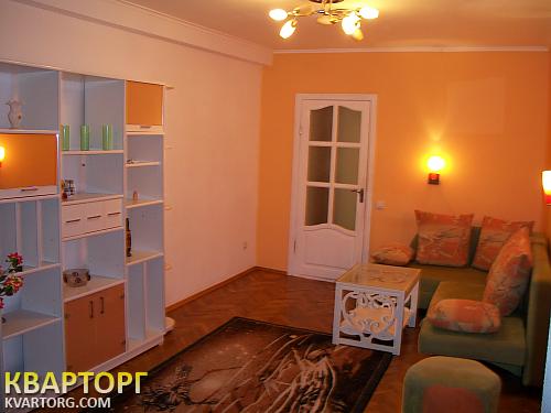 Rent out 3-room apartment. Киев, Соломенская — photo 4