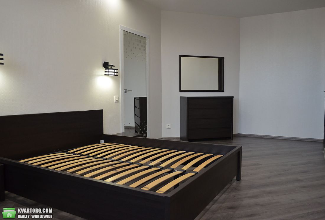 Rent out 2-room apartment. Киев,  Княжий Затон — photo 7