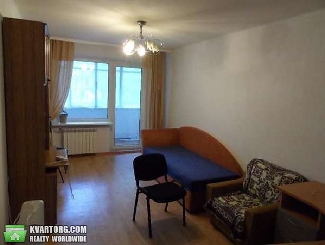 Sell 2-room apartment. Киев,  Радужная — photo 1