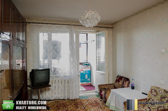 Sell 2-room apartment. Днепропетровск,  Правды пр — photo 1