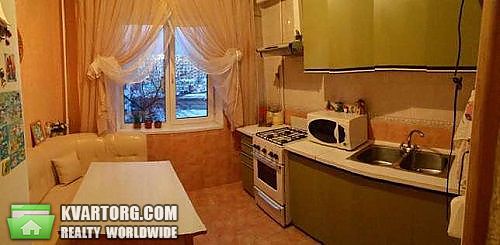 Sell 2-room apartment. Киев,  Героев Днепра — photo 1