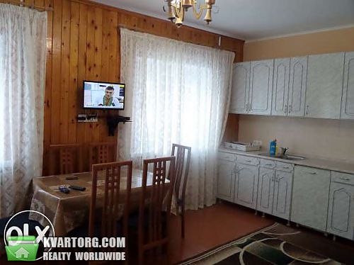 Rent out house. Киев, Садовая — photo 1