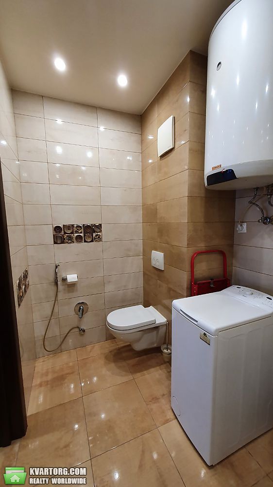 Rent out 2-room apartment. Киев,  Петрицкого — photo 7
