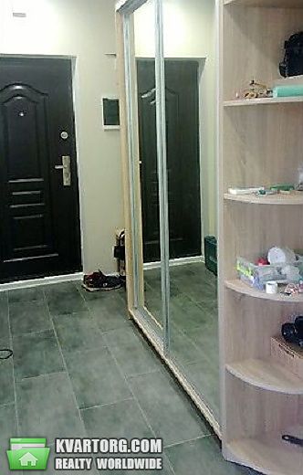 Sell 2-room apartment. Киев,  Радужная — photo 1