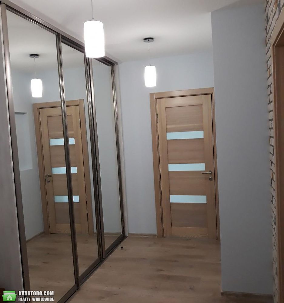 Rent out 2-room apartment. Киев,  Голосеевская — photo 6