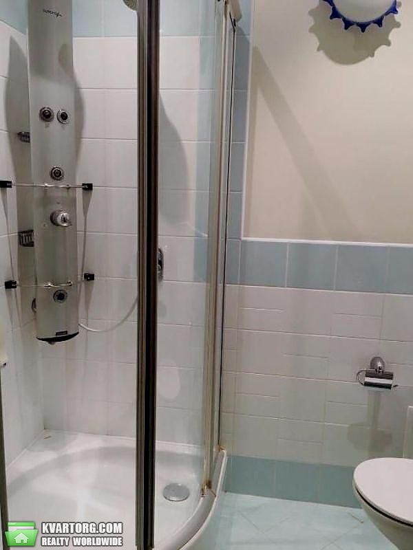 Rent out 3-room apartment. Киев,  Драгомирова — photo 9