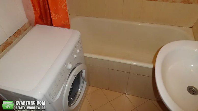 Rent out 2-room apartment. Киев,  Дмитриевская — photo 9
