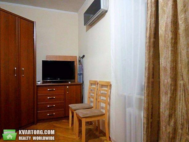Sell 2-room apartment. Киев,  Бурмистенко — photo 1