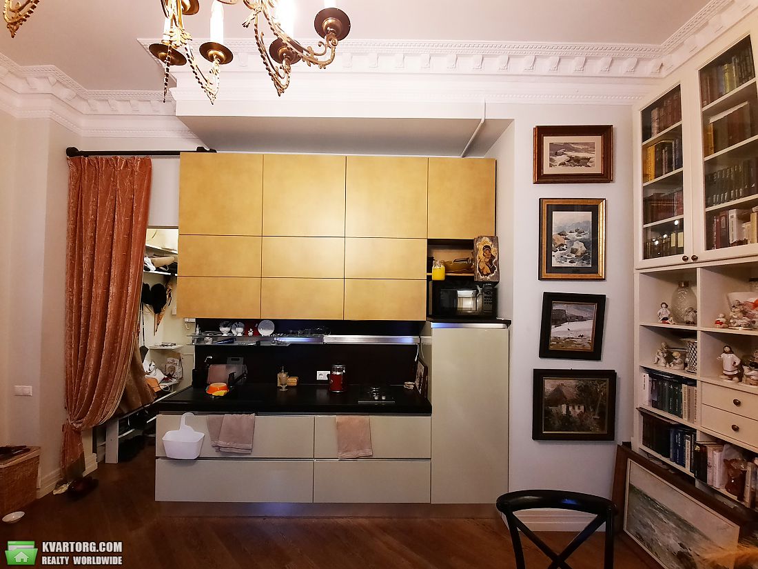 Rent out 1-room apartment. Киев,  Богдана Хмельницкого — photo 3