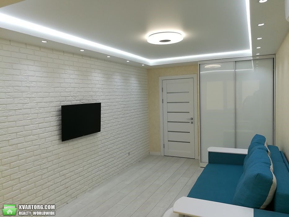 Sell 2-room apartment. Киев,  Минский пр — photo 1