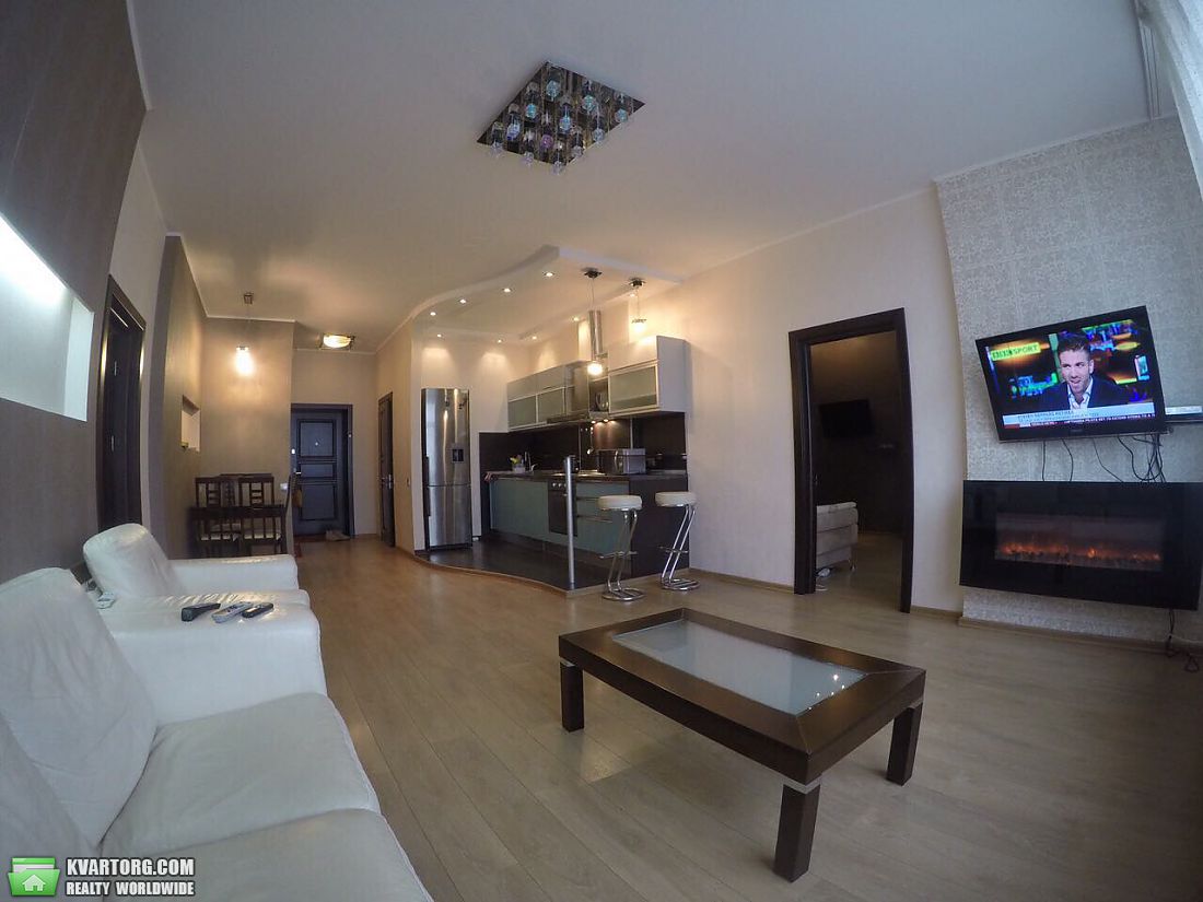 Rent out 3-room apartment. Киев,  Леси Украинки бул — photo 1