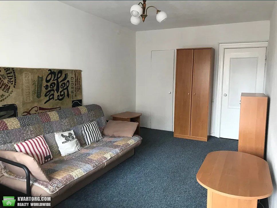 Rent out 1-room apartment. Киев, Бутышев пер. — photo 1
