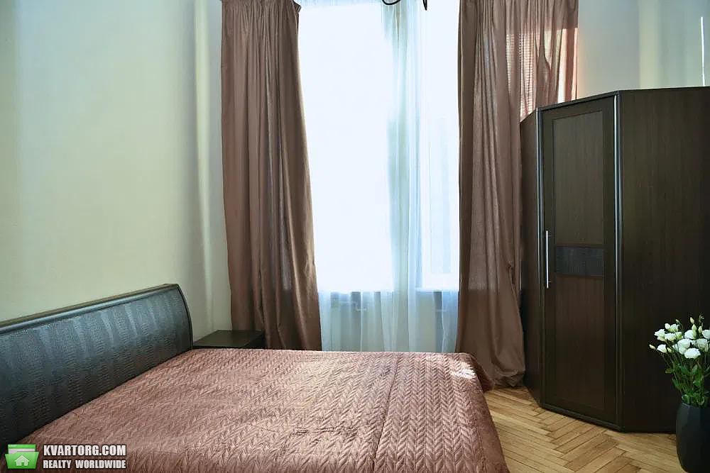 Rent out 4-room apartment. Киев,  Костельная — photo 4