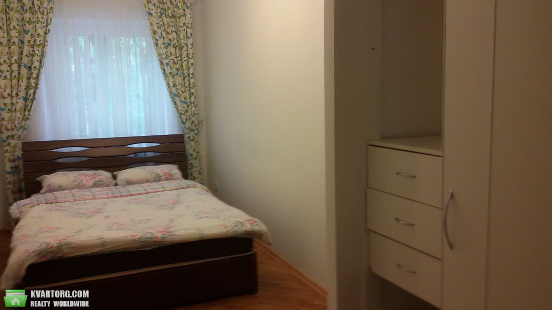 Sell 2-room apartment. Киев,  Барбюса — photo 1
