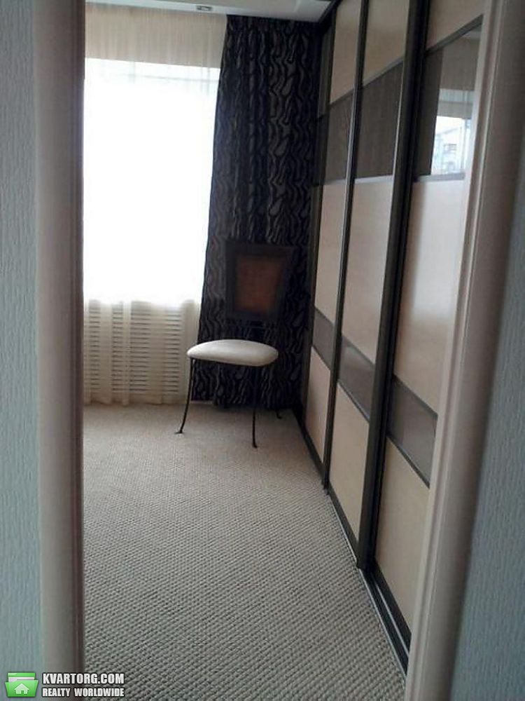 Rent out 2-room apartment. Киев,  Леси Украинки бул — photo 5