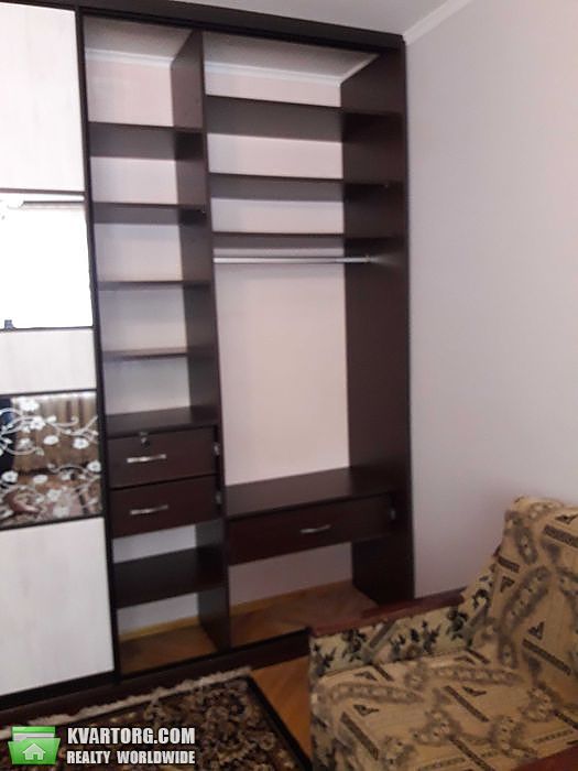 Rent out 2-room apartment. Львов, Червоної Калини — photo 8