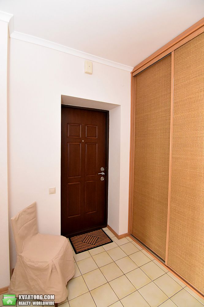 Rent out 2-room apartment. Киев,  Трехсвятительская — photo 6