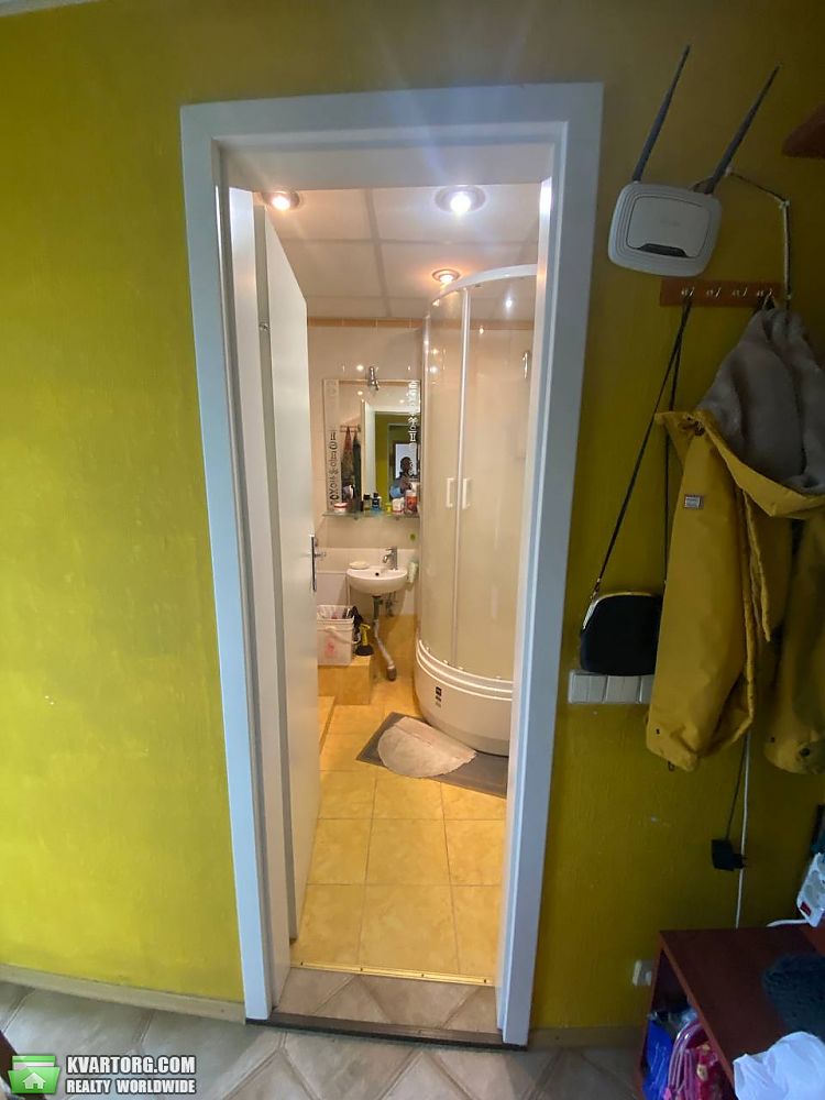 Rent out 2-room apartment. Киев, Преображенская — photo 4