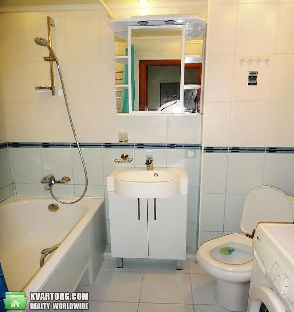 Rent out 2-room apartment. Киев,  Кловский спуск — photo 8