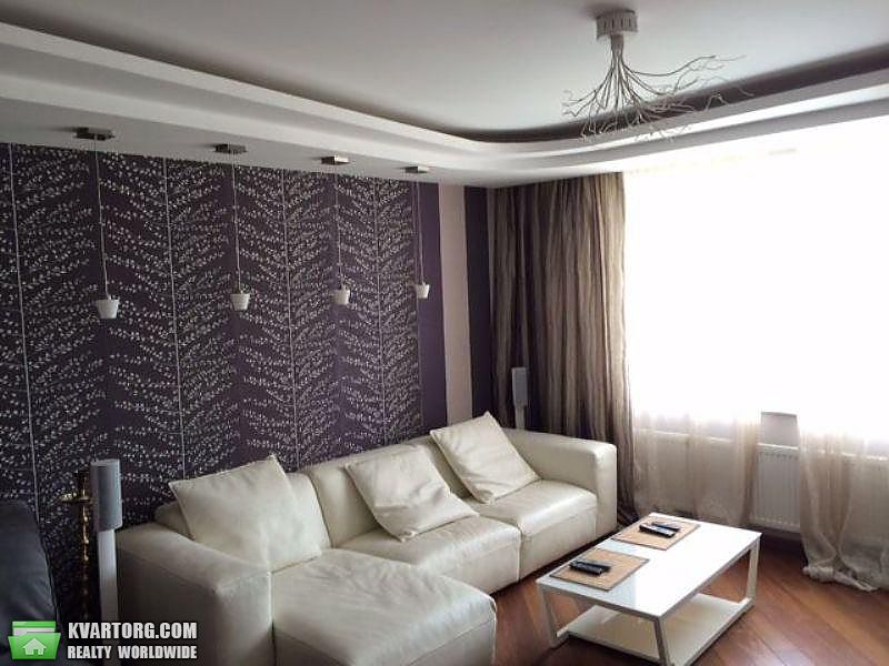 Rent out 2-room apartment. Киев,  Ломоносова — photo 1