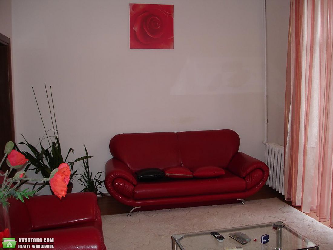 Rent out 2-room apartment. Киев, Леси Украинки бульв. — photo 4