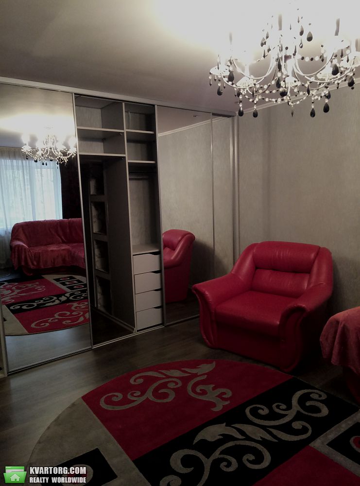 Sell 2-room apartment. Киев,  Белорусская — photo 3