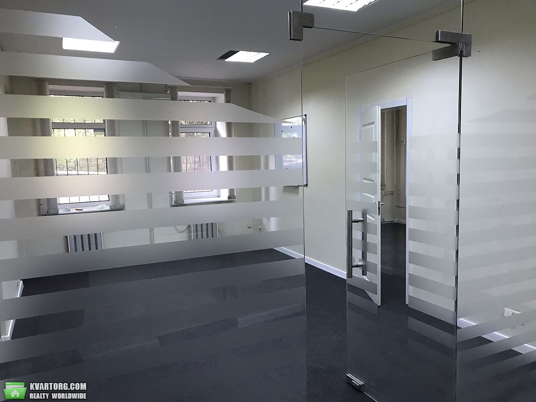 Rent out office. Киев,  Гончара — photo 1