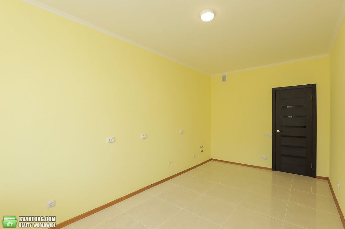 Sell 3-room apartment. Киев,  Ясиноватский пер — photo 1