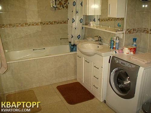 Rent out 2-room apartment. Киев,  Кловский спуск — photo 5