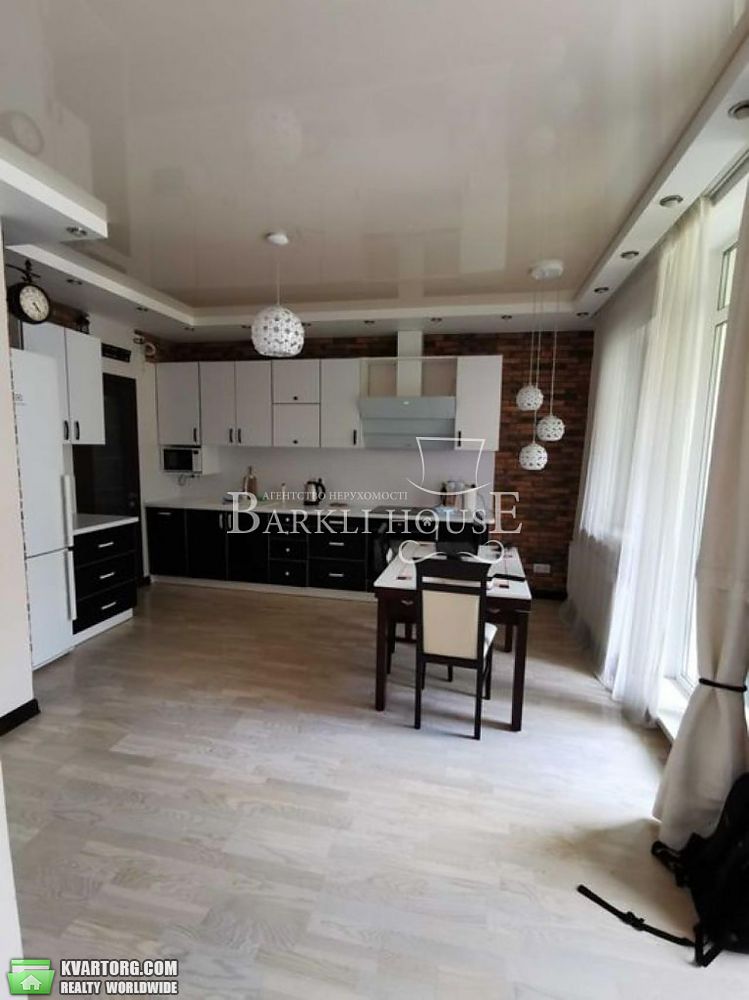 Rent out 4-room apartment. Киев, Регенераторная — photo 6