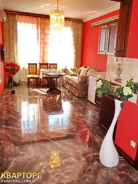 Rent out 1-room apartment. Одесса, Базарная — photo 1
