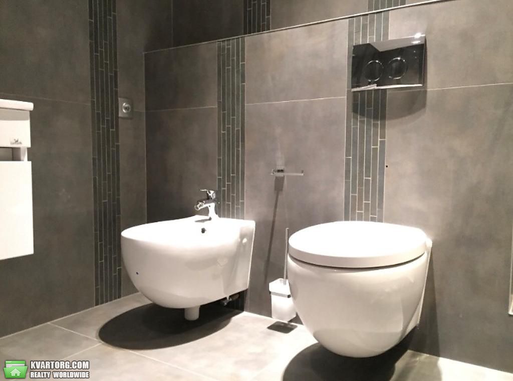 Rent out 2-room apartment. Киев,  Артема — photo 7