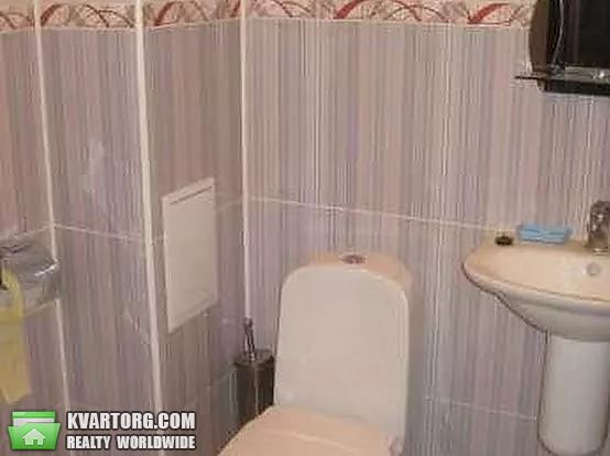 Rent out 2-room apartment. Киев,  Осенняя — photo 5