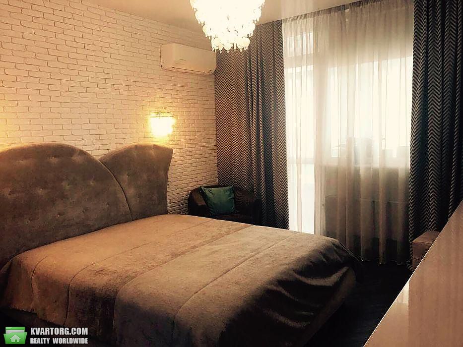Rent out 2-room apartment. Киев, сикорского — photo 4