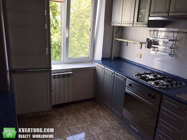 Rent out 3-room apartment. Киев, ул. Березняковская — photo 1