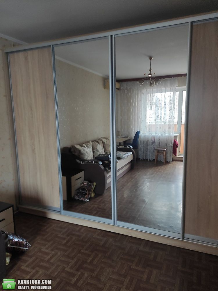 Rent out 1-room apartment. Киев,  Вишняковская — photo 2