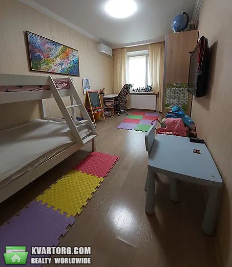 Sell 3-room apartment. Киев,  Салютная — photo 4