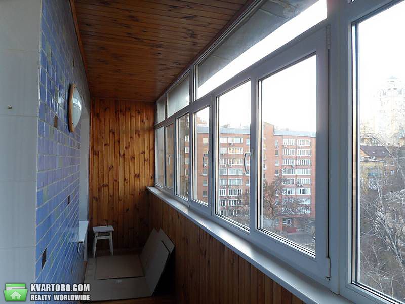 Rent out 2-room apartment. Киев,  Павловская — photo 7