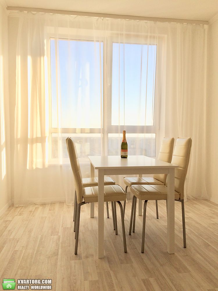 Sell 1-room apartment. Киев,  Соломенская — photo 10