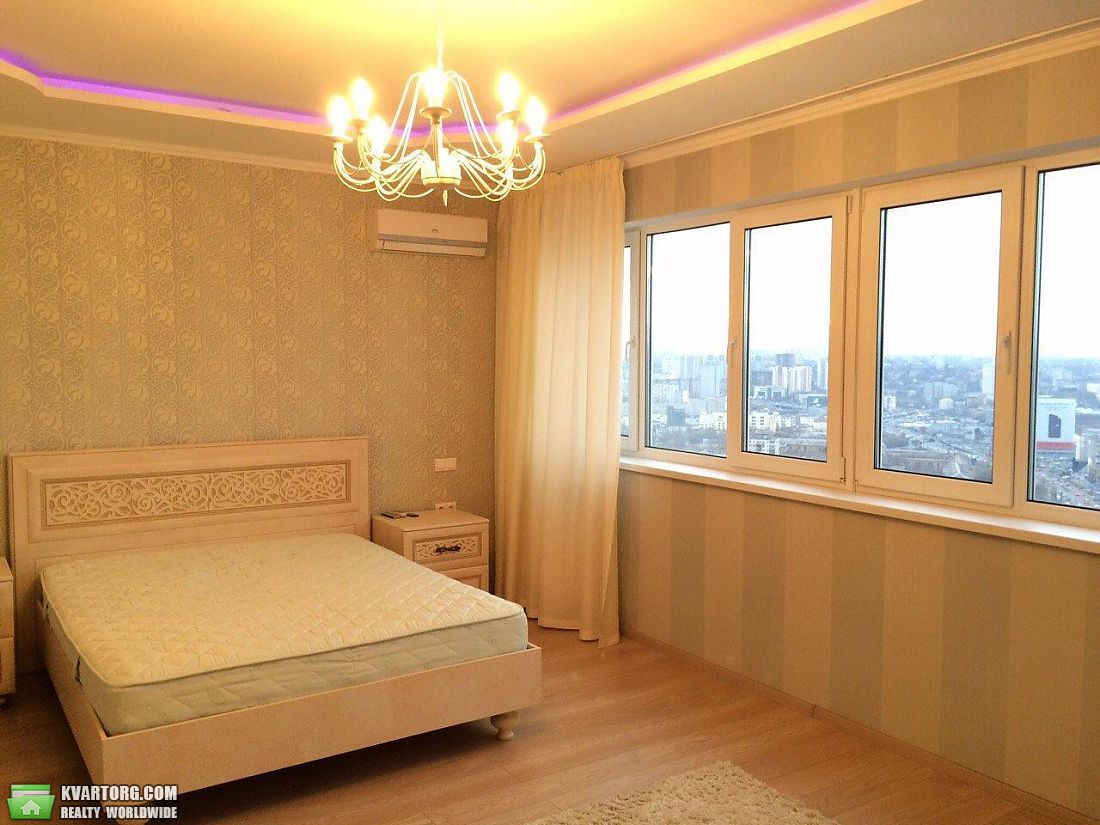 Rent out 4-room apartment. Киев,  Дружбы Народов бул — photo 6