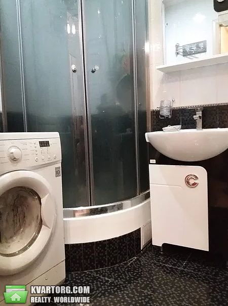 Rent out 1-room apartment. Киев, Горловская — photo 5