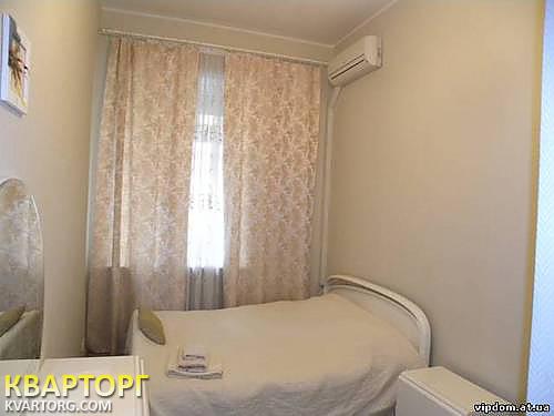 Rent out 2-room apartment. Киев,  Михайловская — photo 2