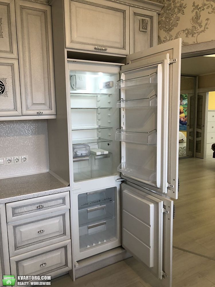 Rent out 2-room apartment. Киев,  Комбинатная — photo 2