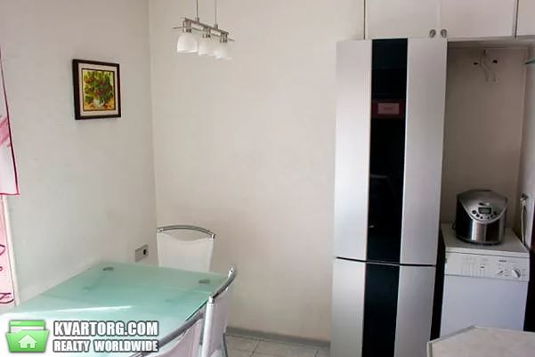 Rent out 4-room apartment. Киев,  Антоновича — photo 2