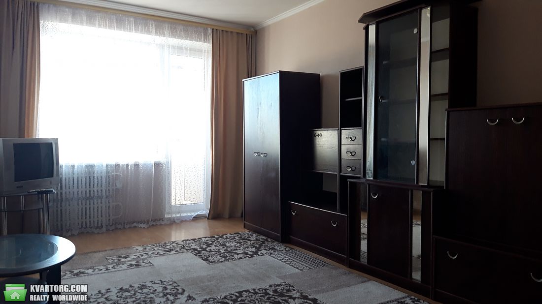 Rent out 1-room apartment. Днепропетровск, газеты Правда — photo 1